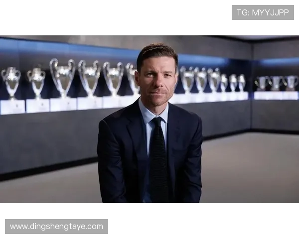 哈维阿隆索退役后新篇章将执教皇马青年队开启足球人生新征程